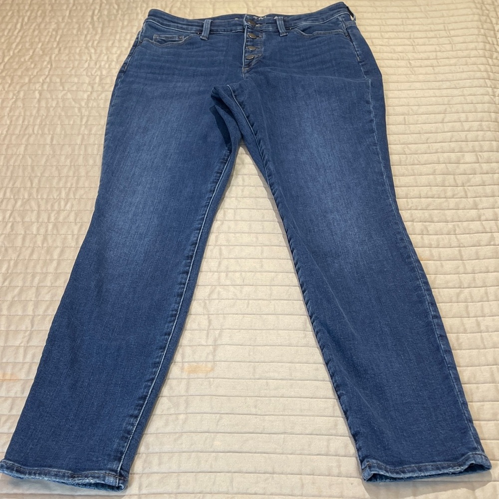 UNIVERSAL THREAD HIGH RISE SKINNY Women's SIZE 6/28R Jeans DENIM BUTTON FLY